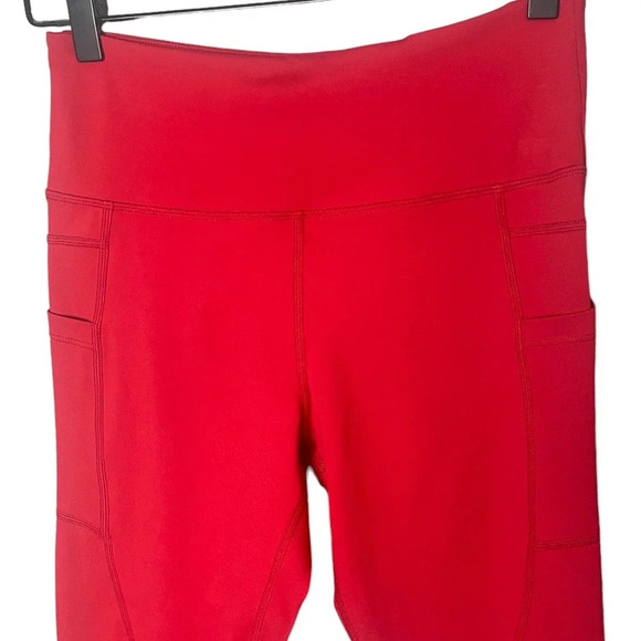 Zyia Active Women’s Red Cropped Pocket Leggings Size 6-8 - Picture 2 of 5